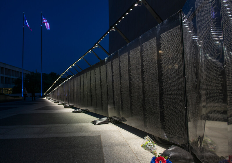 the vietnam veterans memorial