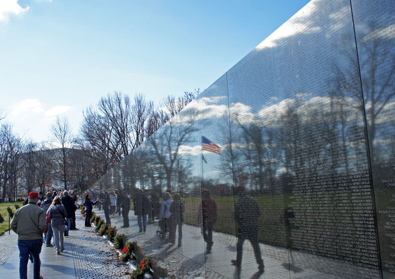the-vietnam-veterans-memorial-img-4