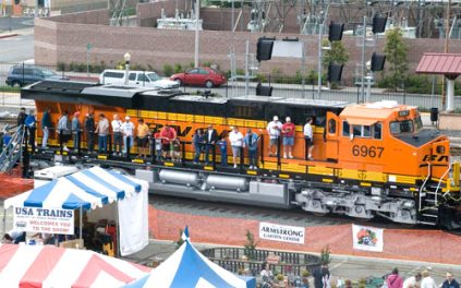 fullerton-train-museum-train-tour
