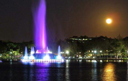 night-view-of-lake