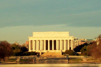 lincoln-memorial-in-washington-dc