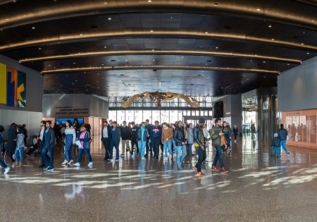 lobby-of-the-national-museum -african-american-history-and-culture